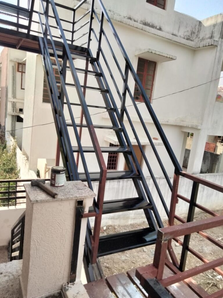 mild-steel-staircase-doon-projects